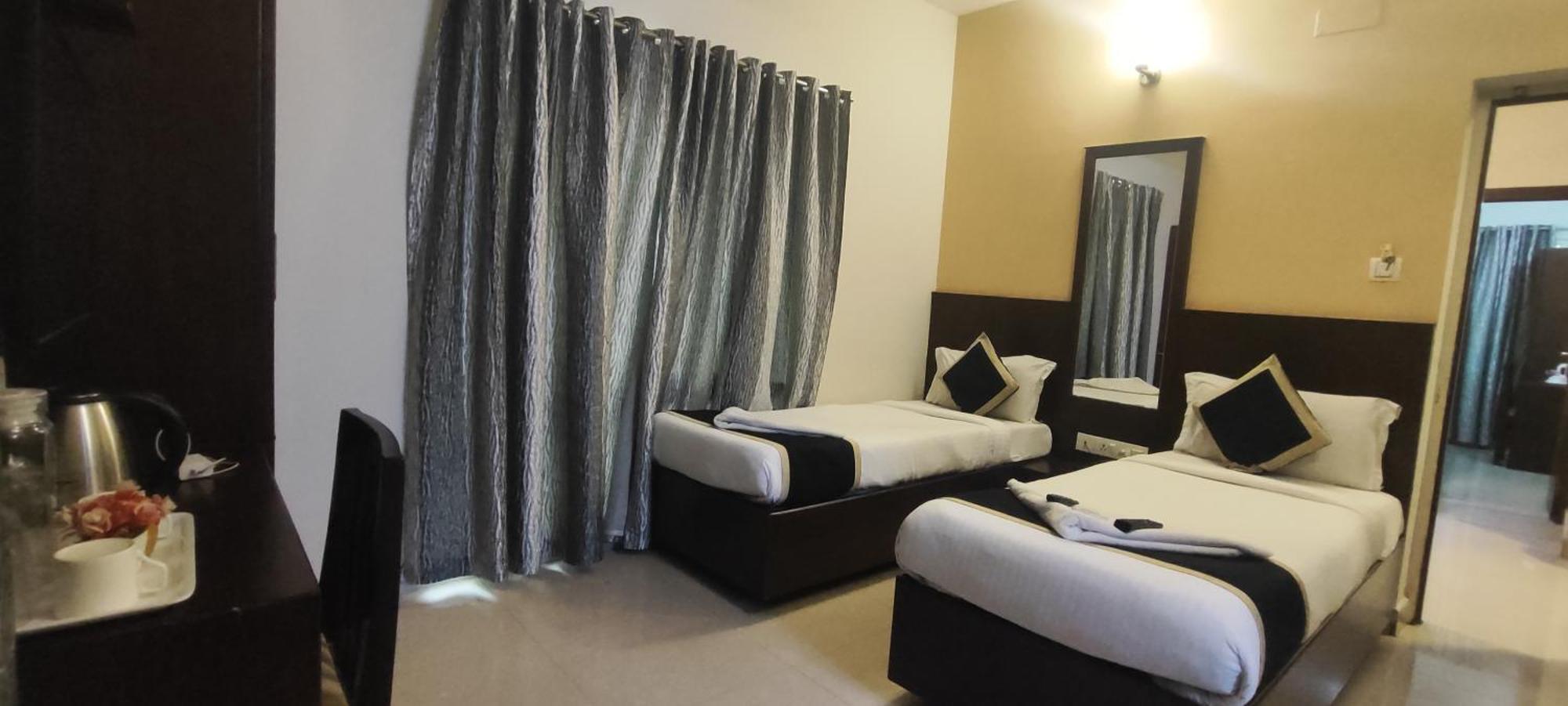 Sky Gate Hotel Near Apollo Main, Women'S & Children'S Us Consulate Sankara Netralaya Goethe Institute Prestigepalladium Shastri Bhavan Senmozhi Poonga Raj Ratnam Stadium Taj Coromandal India Oil Bhavan Dr Mohan'S Diabetics Vac Chennai Luaran gambar