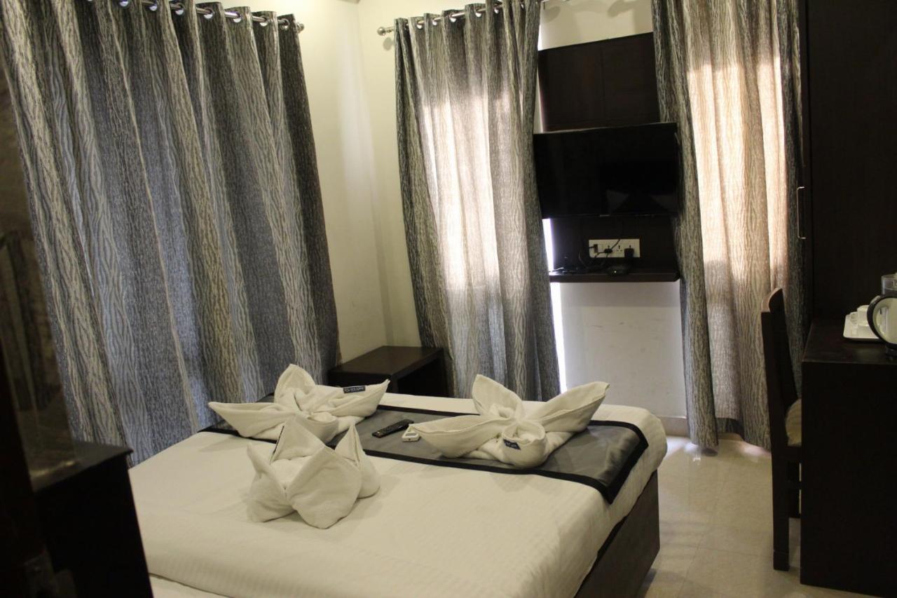 Sky Gate Hotel Near Apollo Main, Women'S & Children'S Us Consulate Sankara Netralaya Goethe Institute Prestigepalladium Shastri Bhavan Senmozhi Poonga Raj Ratnam Stadium Taj Coromandal India Oil Bhavan Dr Mohan'S Diabetics Vac Chennai Luaran gambar